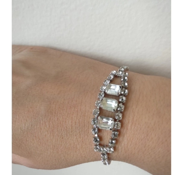 🇨🇦 Vintage Art Deco crystal set by Weiss in EUC - Picture 6 of 8